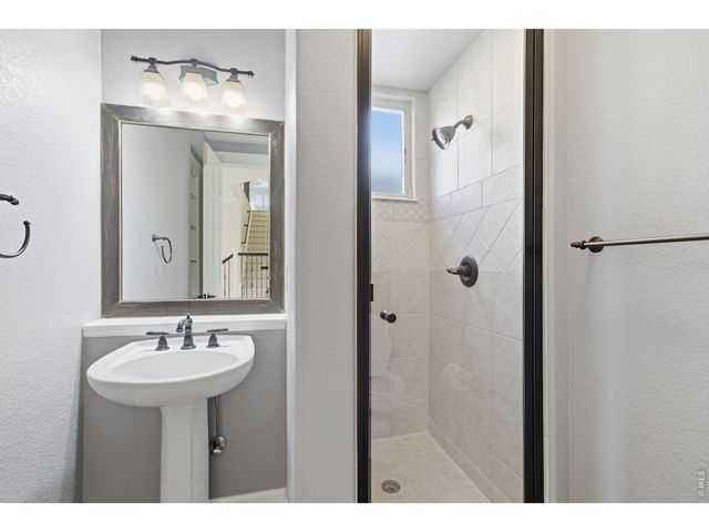 718 Skywalker Pt, Lafayette, CO 80026