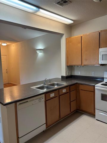 2200 Classen Boulevard 8134, Norman, OK 73071