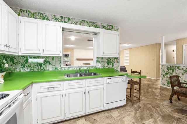 212 Lou Street, Sulphur Springs, TX 75482