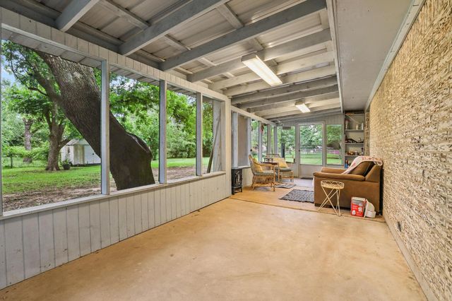 212 Lou Street, Sulphur Springs, TX 75482