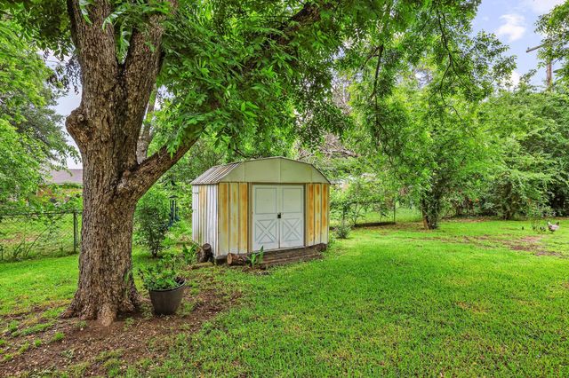 212 Lou Street, Sulphur Springs, TX 75482