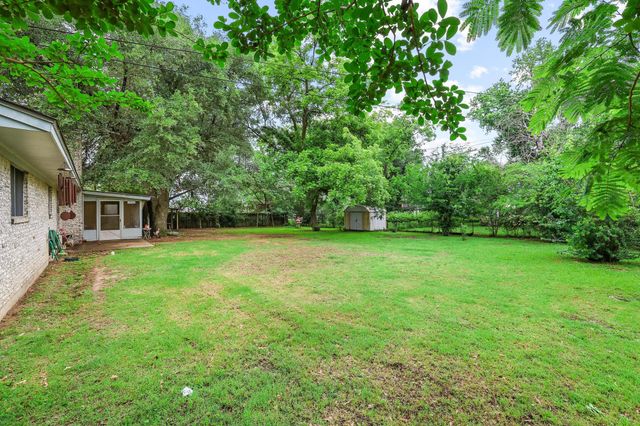 212 Lou Street, Sulphur Springs, TX 75482