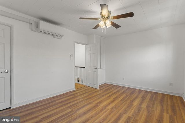 423 CROSS ST, Philadelphia, PA 19147