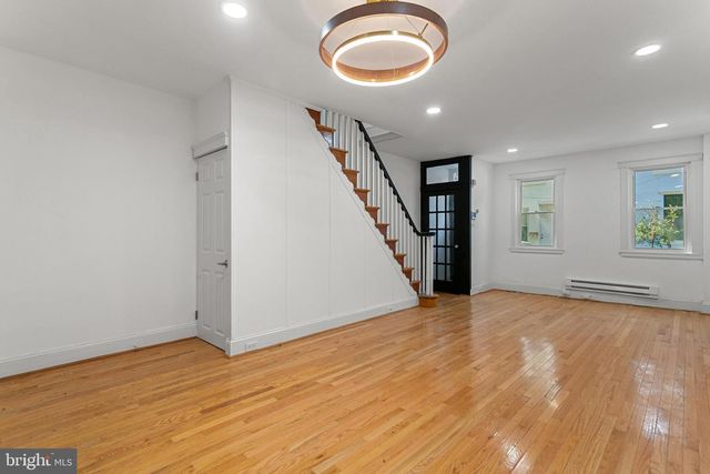 423 CROSS ST, Philadelphia, PA 19147