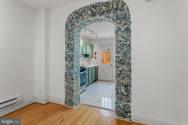 423 CROSS ST, Philadelphia, PA 19147
