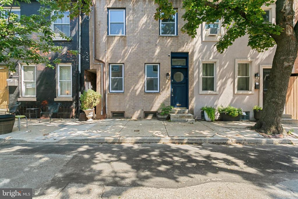 423 CROSS ST, Philadelphia, PA 19147