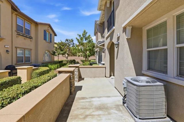 16001 Chase, Fontana, CA 92336