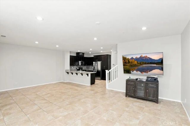 16001 Chase, Fontana, CA 92336
