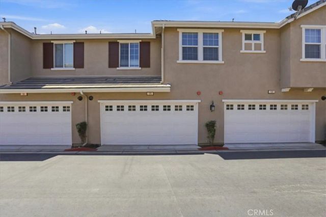 16001 Chase, Fontana, CA 92336