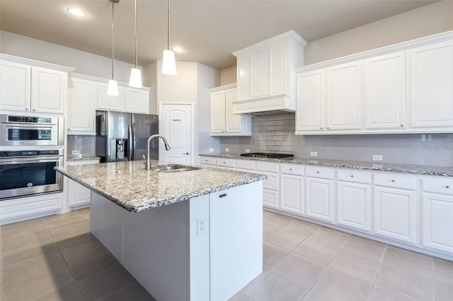 6808 badlands Drive, Mckinney, TX 75070