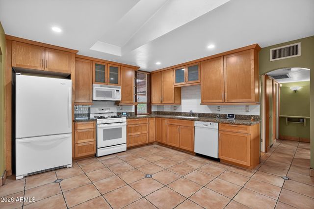 315 W GLENROSA Avenue, Phoenix, AZ 85013