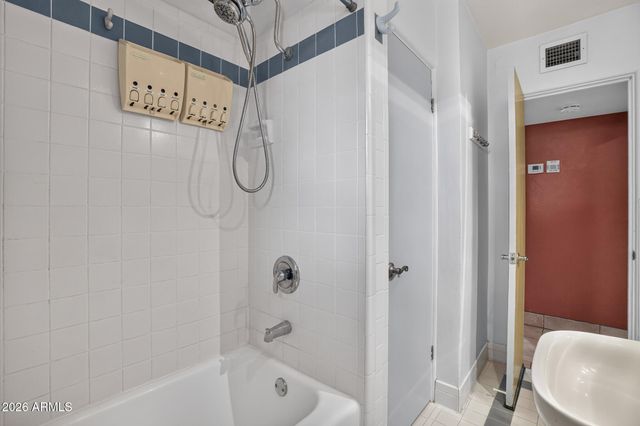 315 W GLENROSA Avenue, Phoenix, AZ 85013