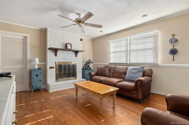 6 White Birch Drive, Babylon, NY 11702