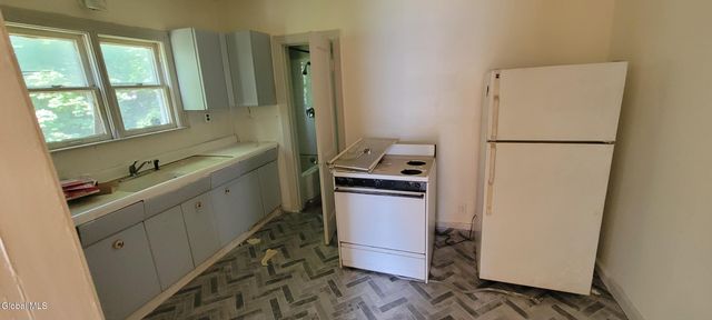 236 W Fulton Street, Gloversville, NY 12078