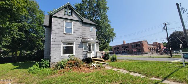 236 W Fulton Street, Gloversville, NY 12078