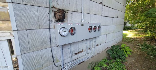 236 W Fulton Street, Gloversville, NY 12078