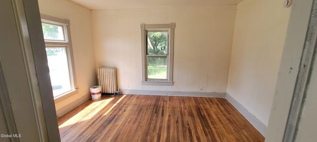 236 W Fulton Street, Gloversville, NY 12078