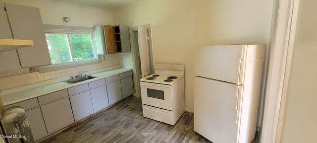 236 W Fulton Street, Gloversville, NY 12078