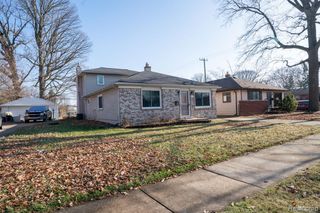 4205 Harding Street, Dearborn Heights, MI 48125