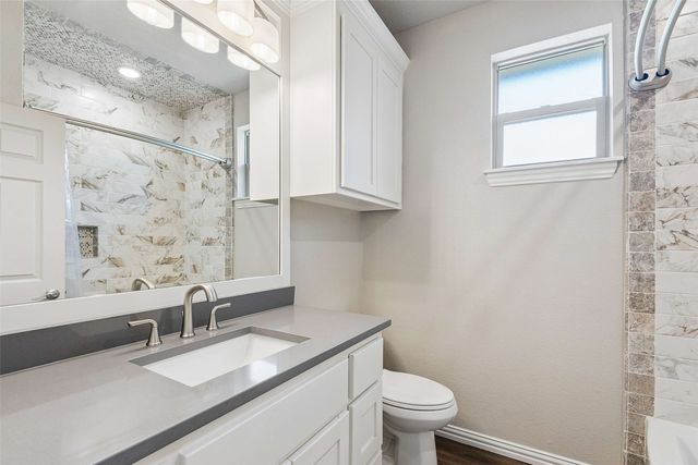 4114 Seminole Trail, Granbury, TX 76048