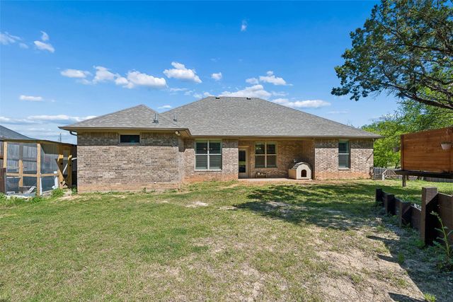4114 Seminole Trail, Granbury, TX 76048