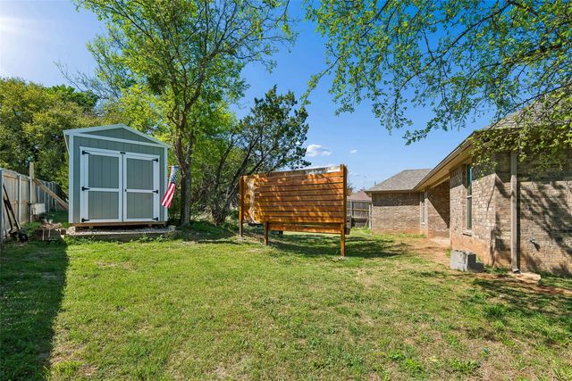 4114 Seminole Trail, Granbury, TX 76048