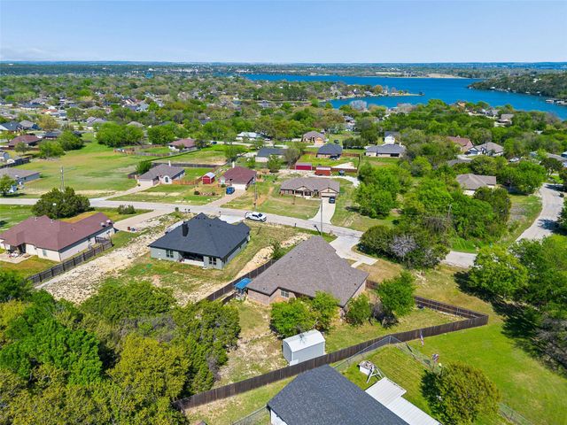4114 Seminole Trail, Granbury, TX 76048