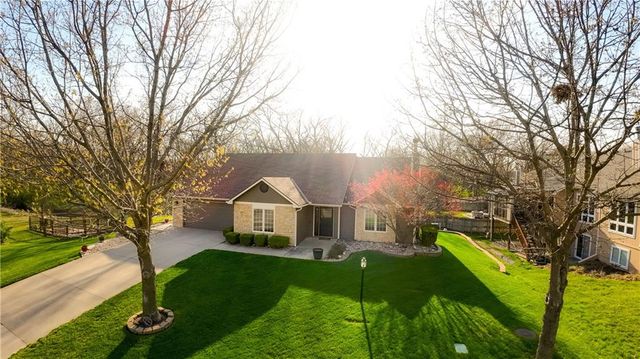 539 Bently Drive, Lawrence, KS 66049