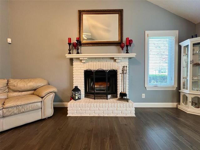 539 Bently Drive, Lawrence, KS 66049