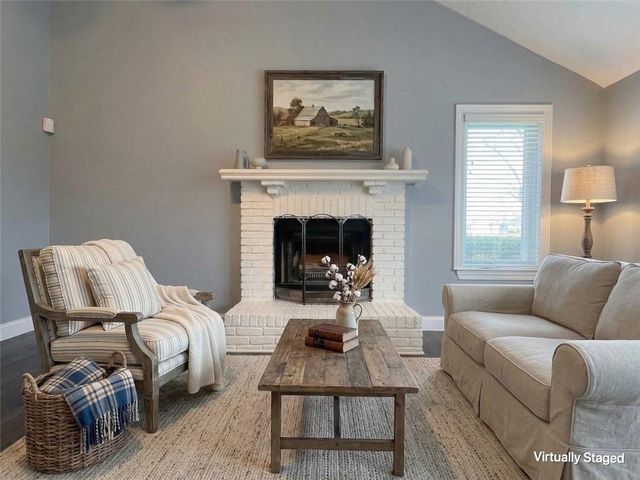 539 Bently Drive, Lawrence, KS 66049