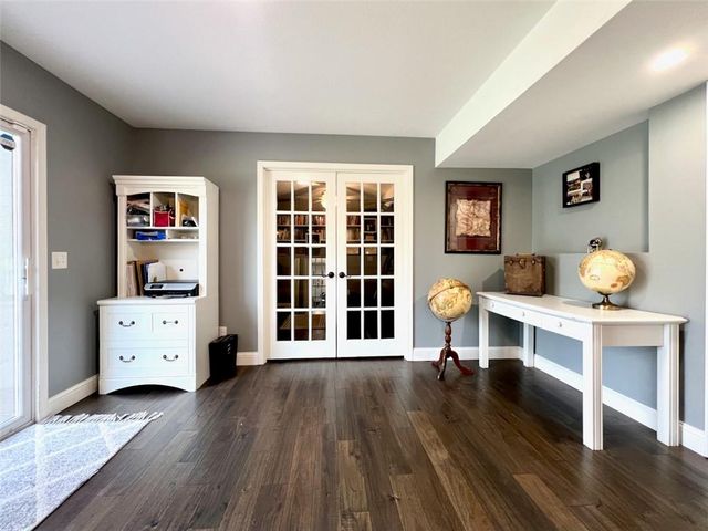 539 Bently Drive, Lawrence, KS 66049