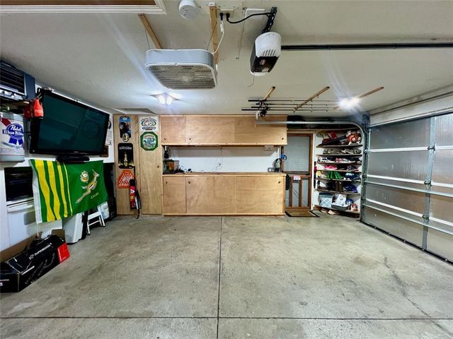 539 Bently Drive, Lawrence, KS 66049