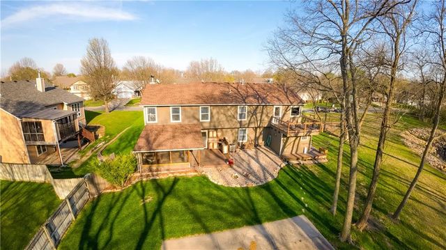 539 Bently Drive, Lawrence, KS 66049