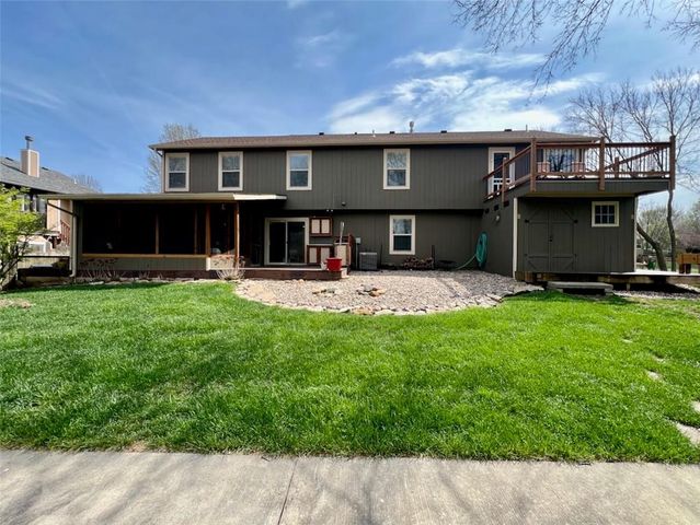 539 Bently Drive, Lawrence, KS 66049