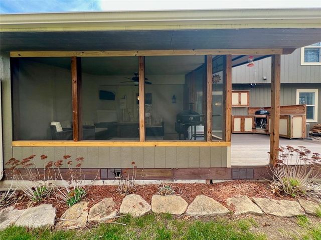 539 Bently Drive, Lawrence, KS 66049