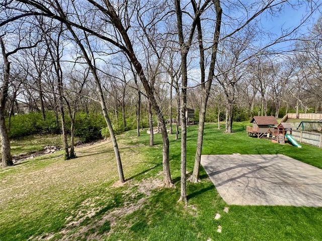 539 Bently Drive, Lawrence, KS 66049