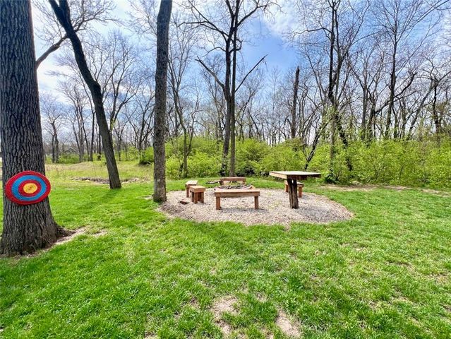 539 Bently Drive, Lawrence, KS 66049