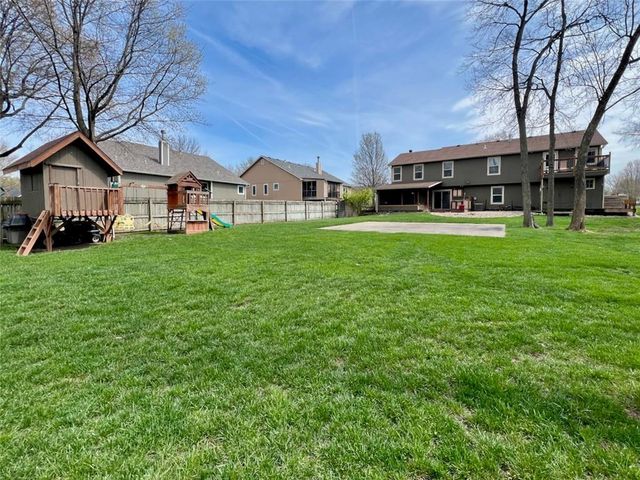 539 Bently Drive, Lawrence, KS 66049