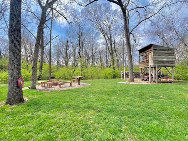 539 Bently Drive, Lawrence, KS 66049