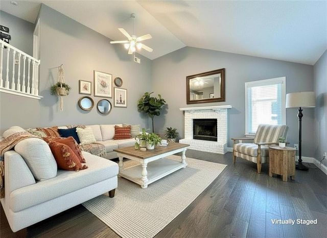 539 Bently Drive, Lawrence, KS 66049