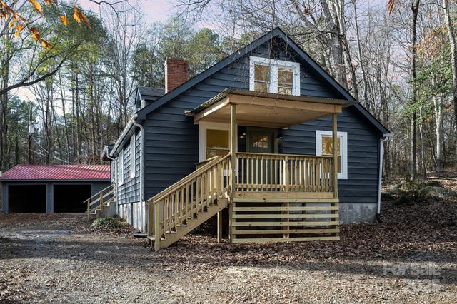 8013 Caswell Road, Stanley, NC 28164