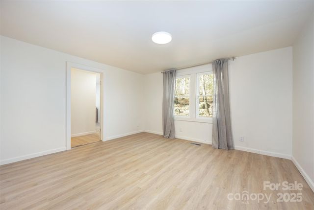 8013 Caswell Road, Stanley, NC 28164