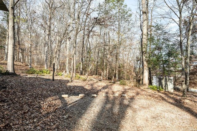 8013 Caswell Road, Stanley, NC 28164