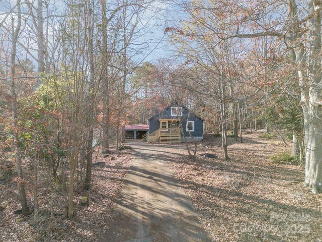 8013 Caswell Road, Stanley, NC 28164