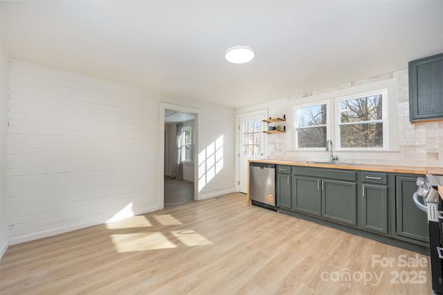 8013 Caswell Road, Stanley, NC 28164