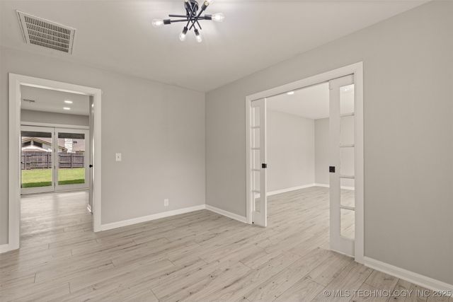 9421 S 69th East Avenue, Tulsa, OK 74133