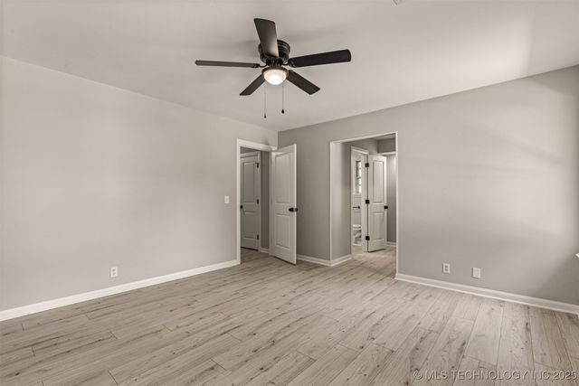 9421 S 69th East Avenue, Tulsa, OK 74133