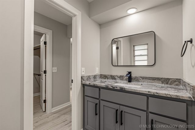 9421 S 69th East Avenue, Tulsa, OK 74133