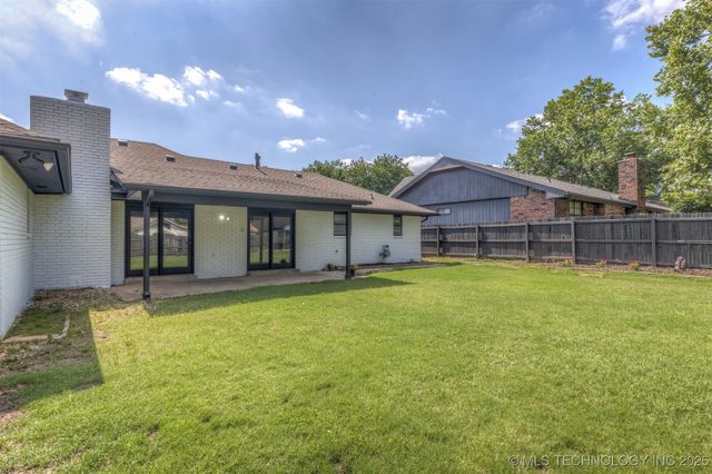 9421 S 69th East Avenue, Tulsa, OK 74133