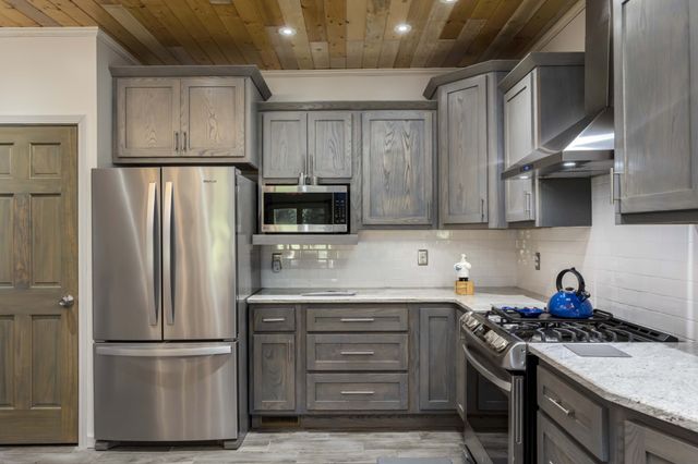 1372 Short Mountain Rd, Mcminnville, TN 37110